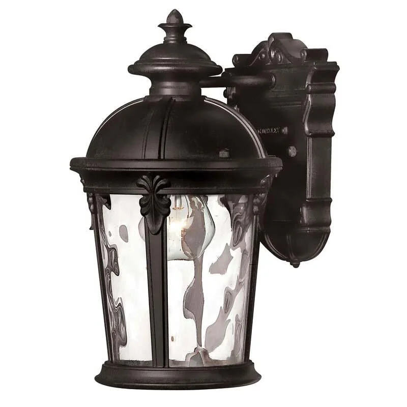 Track lighting for modernizing traditional interiorscoastal style wall lamps with nautical elements for beachfront homesHinkley 1890 Outdoor Windsor Wall Light Track lighting for modernizing traditional interiorscoastal style wall lamps with nautical elements for beachfront homesHinkley 1890 Outdoor Windsor Wall Light
